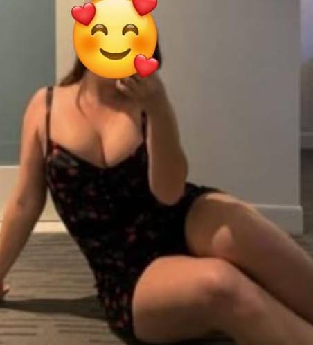 Esenler Escort Esra İle Hayalinizdeki Ateşli Deneyimler